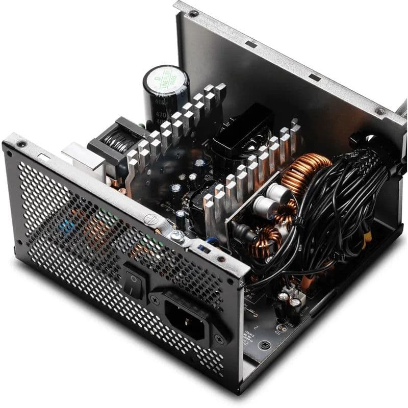 منبع تغذیه کامپیوتر ای‌دیتا ایکس‌پی‌جی مدل PYLON 750W 